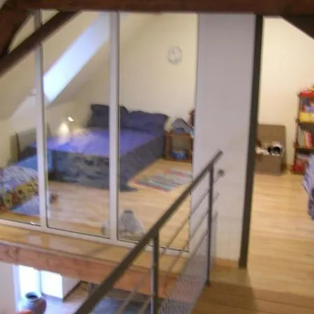 Rustique Et Moderne Avec Piscine Et Animaux Acceptes - Fr-1-489-229 Chirat-l'Eglise